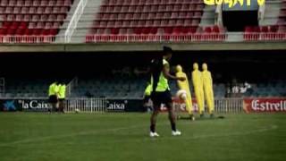 Ronaldinho ping pong joga bonito Nike golden touch [upl. by Milone]