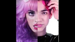 Little Dollhouse Benny vs Melanie Martinez [upl. by Aihsema]