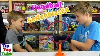 Handball Seifenblasen Original Bom Bom Bubbles Seifenblasen zum Anfassen Splash Toys 31135 TipTapTub [upl. by Alfreda]