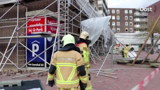 Brandweer heeft het druk met omgevallen bomen maar stormschade in Overijssel valt mee [upl. by Ykroc812]