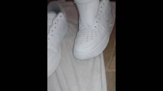 Air force ones back to life spray painting air force ones [upl. by Cataldo586]