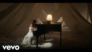 Jayda  Right Lover Wrong Time Official Live Piano Performance [upl. by Jimmy]