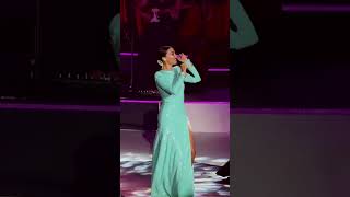 Melike şahin  diva yorgun melikeşahin konser music lyrics live [upl. by Ecitnerp493]