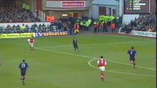 Davor Šuker GOAL Arsenal v Sunderland 99  00 [upl. by Ocsic]