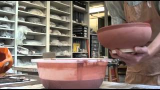 95 Glazing Some Chattering Textured Bowls with HsinChuen Lin [upl. by Enelyk457]