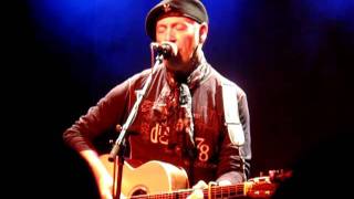 RICHARD THOMPSON  Genesis Hall solo 2011 Wien [upl. by Lidaa48]