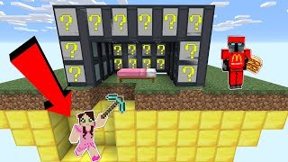 Minecraft COMPUTER LUCKY BLOCK BEDWARS  Modded MiniGame [upl. by Fulvi]