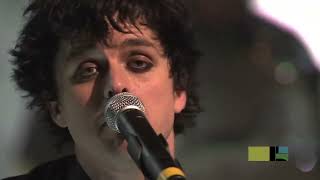 live Green day Give Me Novacaine Green Day  greenday americanidiot liveperformance [upl. by Llewop28]