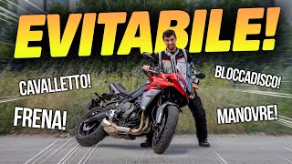 COME EVITARE LE CADUTE DA FERMO IN MOTO 😫 [upl. by Ainival]