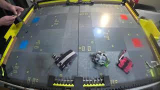 Hexbug Battle Bot fight Rematch 2 VS 1 [upl. by Katalin]