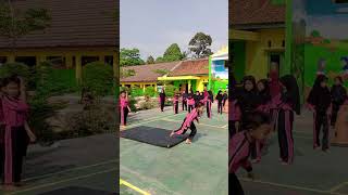 Roll Depan Kombinasi Lari Sprint [upl. by Ekal]