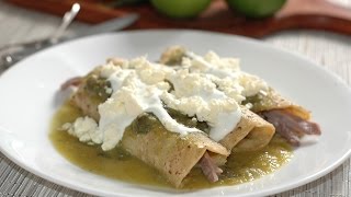 Enchiladas verdes de cecina  Receta fácil y económica [upl. by Ssor358]