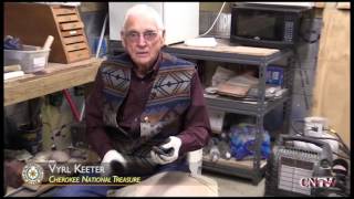 Cherokee National Treasure Vyrl Keeter Flintknapping [upl. by Rizika]