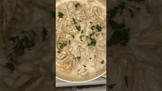 Maggiano’s Fettuccine Alfredo at home with this easy copycat recipe CopycatRecipe Maggianos [upl. by Nepean]