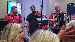 Lenny Gomulka And Chicago Push At 55th Annual International Polka Association Festival [upl. by Jasmina]