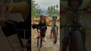 LA CARRERA DE BMX 😮😮 comedy funny humor [upl. by Annert673]