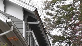 Seamless Gutter Installation  What to look for in gutter sytems  Aluminum Gutter in Davenport IAs [upl. by Paulita351]