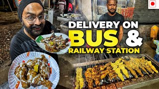 Bus Stand Railway Station par Bhookh Lagi Try this Kalmi Chicken amp Keema Hotdog [upl. by Annoet846]