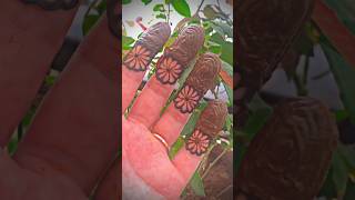 Finger mehndi design mehndidesign youtubeshorts shortvideo mehandi trending simplemehndi [upl. by Hamford]