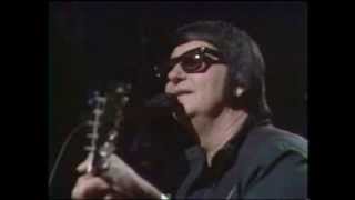 Roy Orbison  Only The Lonely Live  Austin City Limits 1982 [upl. by Irrahs]