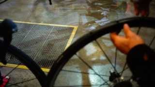 Jamis 2014 Xenith SL Unboxing Tubular tire glueing [upl. by Gerge228]