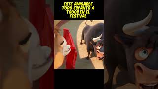 😱Este amigable toro espantó a todos en el festival viral pelis resumen [upl. by Acirem]