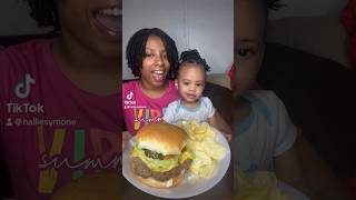 Cheeseburger mukbang foodie mukbangcommunity food cheeseburger momlife [upl. by Nesnaj]