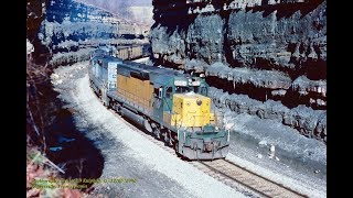 CampNW SD40 runs through the notches to get her train rolling on the MGA 2101990 [upl. by Hareehahs]