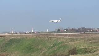 CRJ1000 Air Nostrum  Iberia atterra [upl. by Else349]