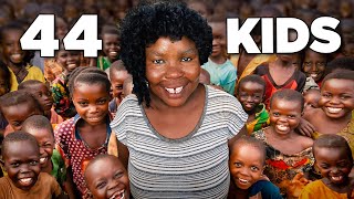 This Lady Gave Birth to 44 Children World Record [upl. by Madai]