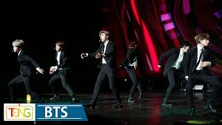 BTS DNA amp IDOL KoreaFrance Friendship Concert Stage 방탄소년단 한불 우정콘서트 한국 음악의 울림 문재인 [upl. by Olshausen]