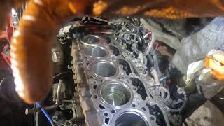 Paccar mx13 EPA 10 engine overhaul pt2 [upl. by Barri701]