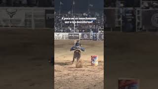 Que emoción ver a las barrileras en el rodeo vaqueras cowgirl [upl. by Jahdai]