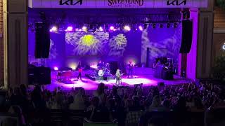 Melissa Etheridge “Come to my window” live in LaGrange [upl. by Mcgrody]