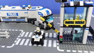 LEGO City Politie  De ontsnapping van gevangenis eiland [upl. by Elenore]