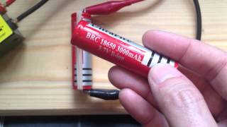 UltraFire BRC 18650 3000mAh 37V LiIon batteries  887mAh [upl. by Mohn305]