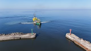 Darłowo  Darłówko  A Hopper Dredger  Pogłębiarka  DJI Air 3 Dramatic Drone Footage 4K [upl. by Ellennahs]