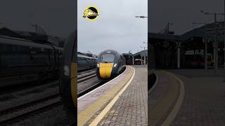 800318 leaves Bristol Temple Meads heading to London Paddington class800 [upl. by Attenauq]