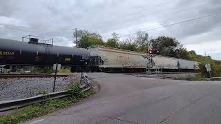 Railroad crossing in Graysville [upl. by Busch]