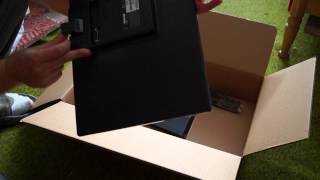 unboxing LG flatron E1942 LED [upl. by Epner]