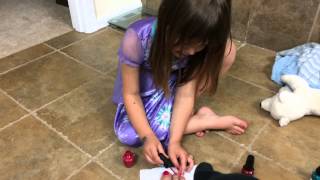 Kaydriana painting my toe nails [upl. by Betsey]