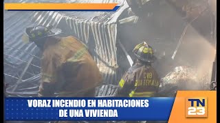 Voraz incendio en habitaciones de una vivienda [upl. by Andonis]