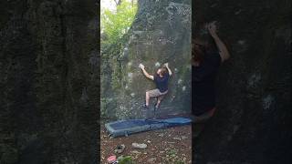 Frankenjura  Bouldern  Schneller Brüter 6C7A climbing bouldern bouldering nature [upl. by Niamreg]