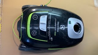 Vacuum Cleaner Stops After Start  How To Repair Electrolux UltraSilencer ZUSGREEN [upl. by Lednyc]