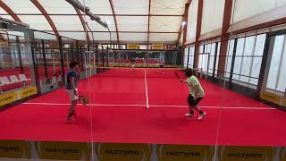 Partita Padel amatoriale competitiva  Padel match al country sport village  secondo set [upl. by Bogart]