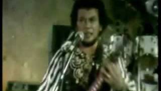 RHOMA irama  Seni [upl. by Zirtaeb]