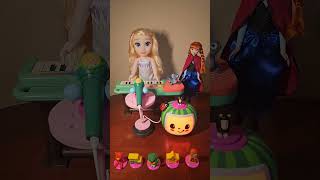 Frozen Princess singing and playing keyboard with thier friend Bruni [upl. by Ilsa]