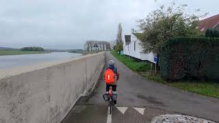 Een fietstochtje op de Maasdijk van Maasmechelen naar Uikhoven [upl. by Akinehc]