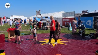 Tweede editie Bouwvak Festival valt in de smaak quotWy sjogge minsken genietsjenquot [upl. by Quinlan629]