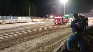 Sparkles the lifted detroit powered firetruck pulling at Seymour 2500rpm screaming [upl. by Ronnie]